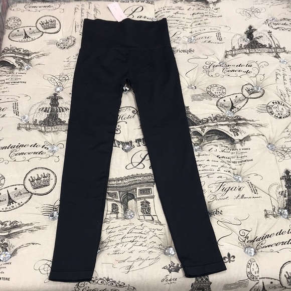 🎁 Nearly Nude Smoothing Shaper Legging 584-332 - Picture 9 of 13